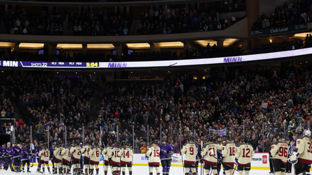 Minnesota and Montreal shake hands